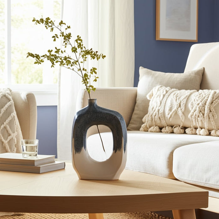 cer-15-curvy-open-cut-out-vase-blue-white-12