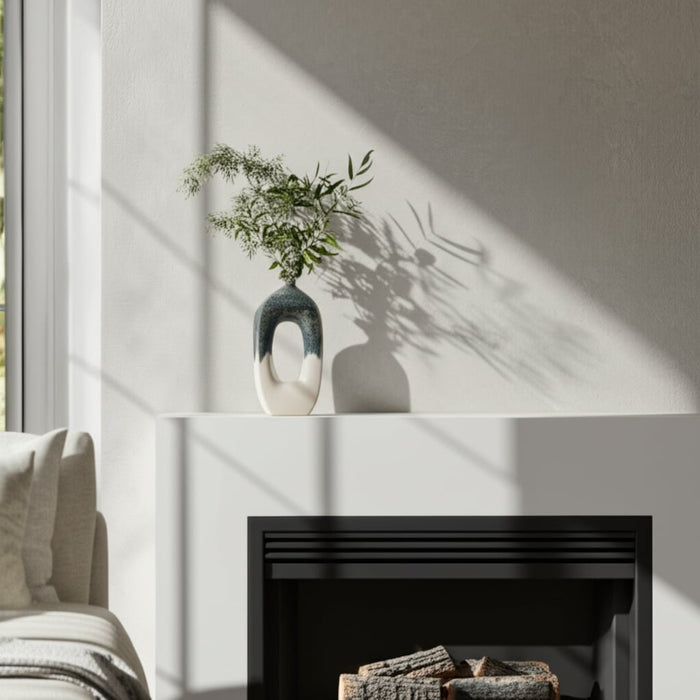 cer-16-curvy-open-cut-out-vase-blue-white-13