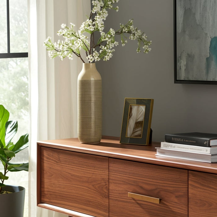 cer-16-h-3-tone-vase-olive-green-5