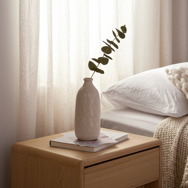 cer-16-plaid-textured-vase-beige-10