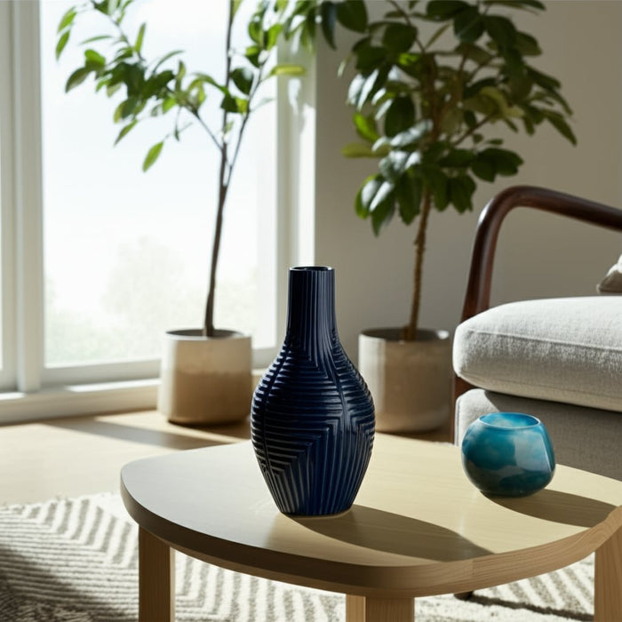 cer-16-tribal-vase-navy-blue-10