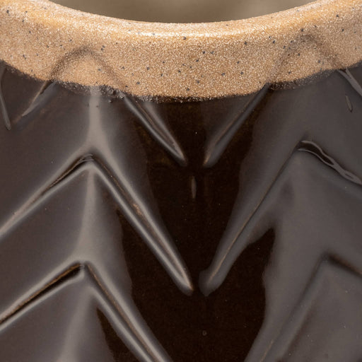 cer-18-chevron-vase-java-2