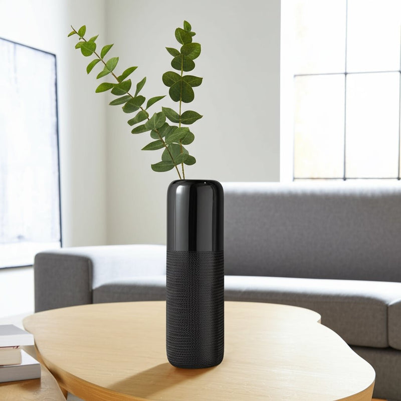 cer-18-h-grooved-vase-black-11