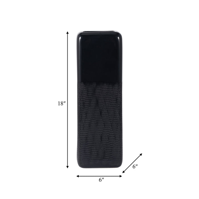 cer-18-squared-grooved-vase-black-7