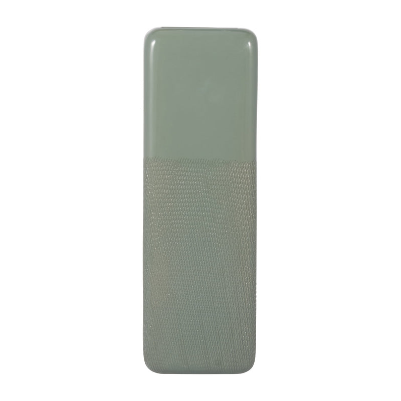 cer-18-squared-grooved-vase-cucumber-1