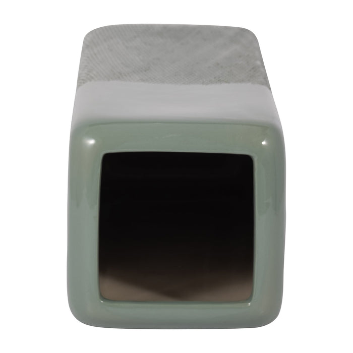 cer-18-squared-grooved-vase-cucumber-5