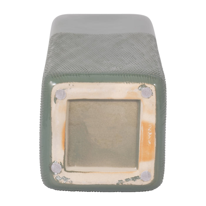 cer-18-squared-grooved-vase-cucumber-6