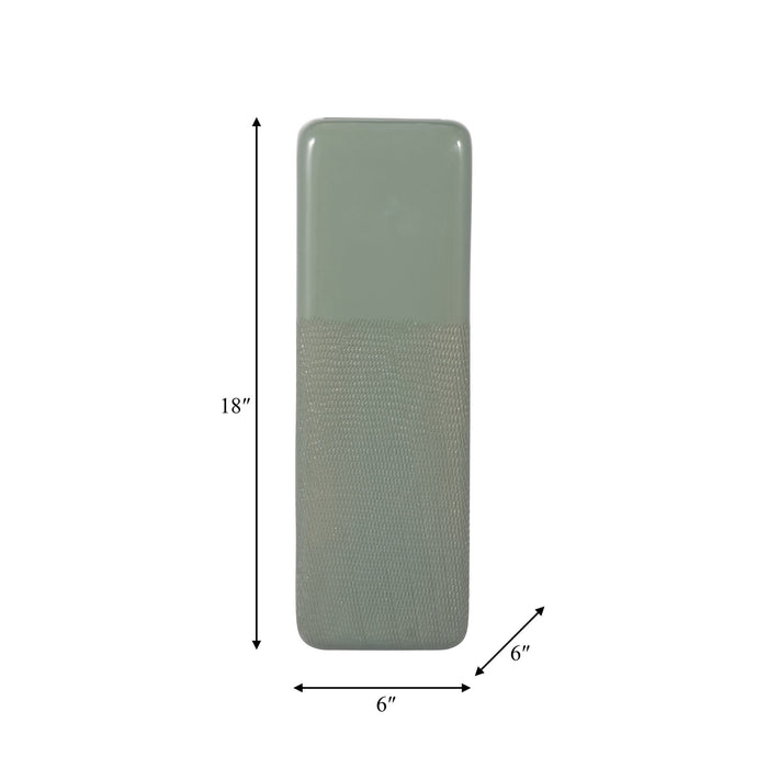 cer-18-squared-grooved-vase-cucumber-7