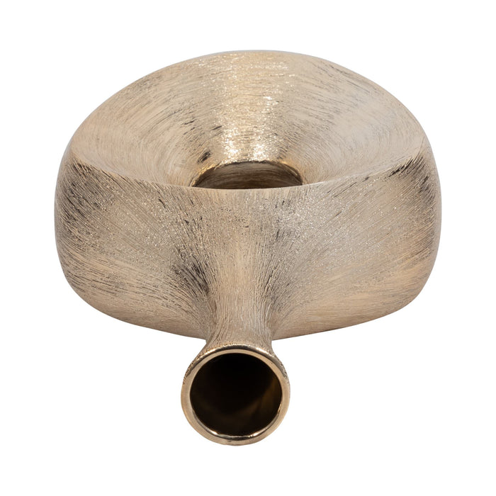 cer-19-scratched-open-cut-vase-champ-6