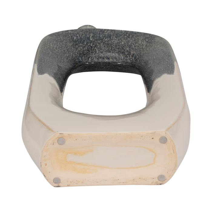 cer-26-curvy-open-cut-out-vase-blue-white-7