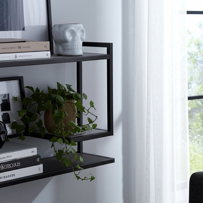 cer-5-skull-vase-white-10