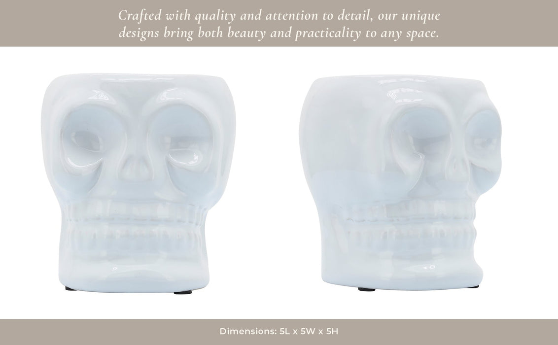 cer-5-skull-vase-white-13