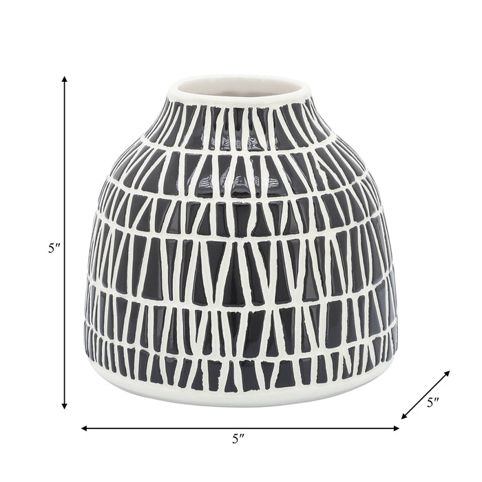 cer-5-tribal-vase-black-8