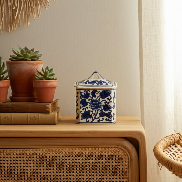 cer-6-13oz-rect-chinoiserie-candle-w-lid-blu-wht-10