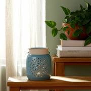 cer-6-h-flower-cut-out-lantern-cameo-blue-10