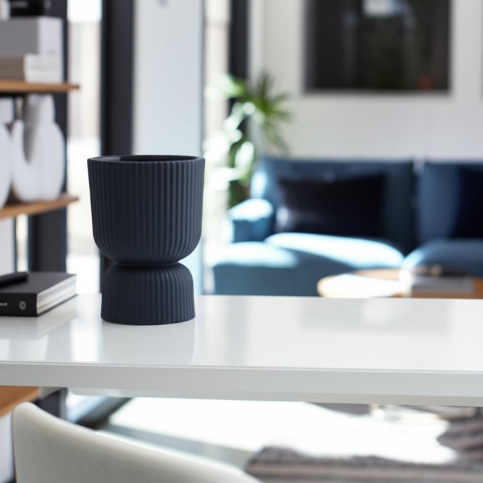 cer-6-h-ribbed-vase-navy-10