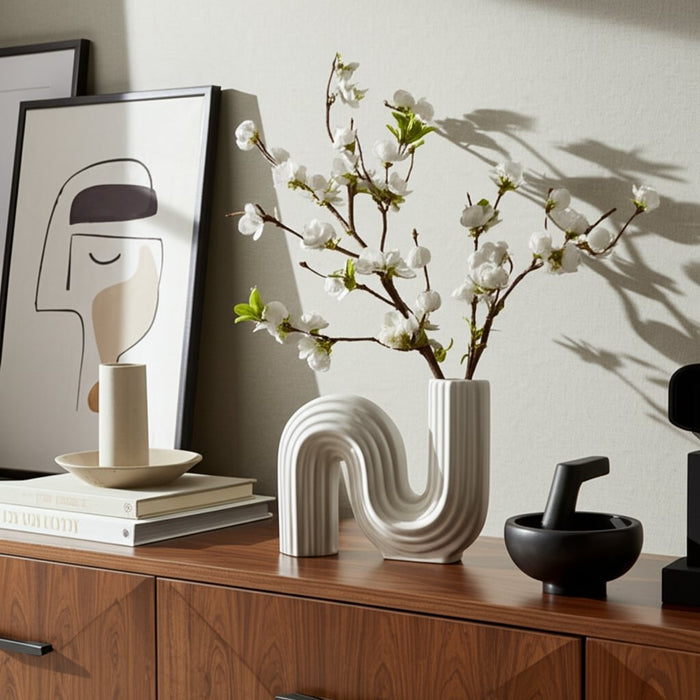 cer-6-loopy-vase-white-11