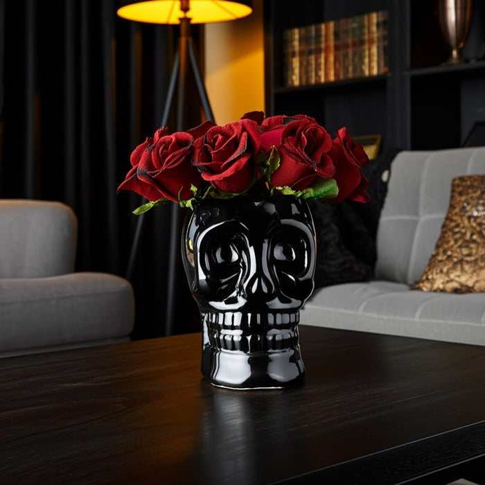 cer-6-skull-vase-black-9