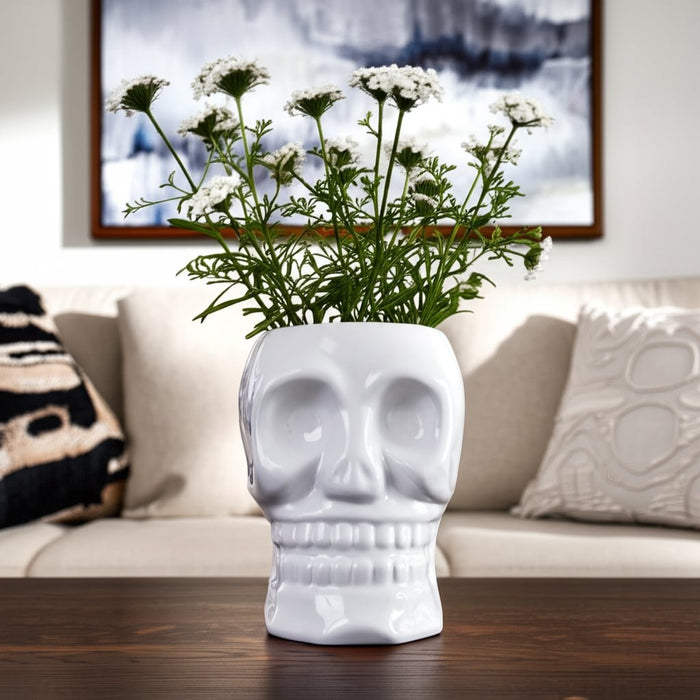 cer-6-skull-vase-white-11