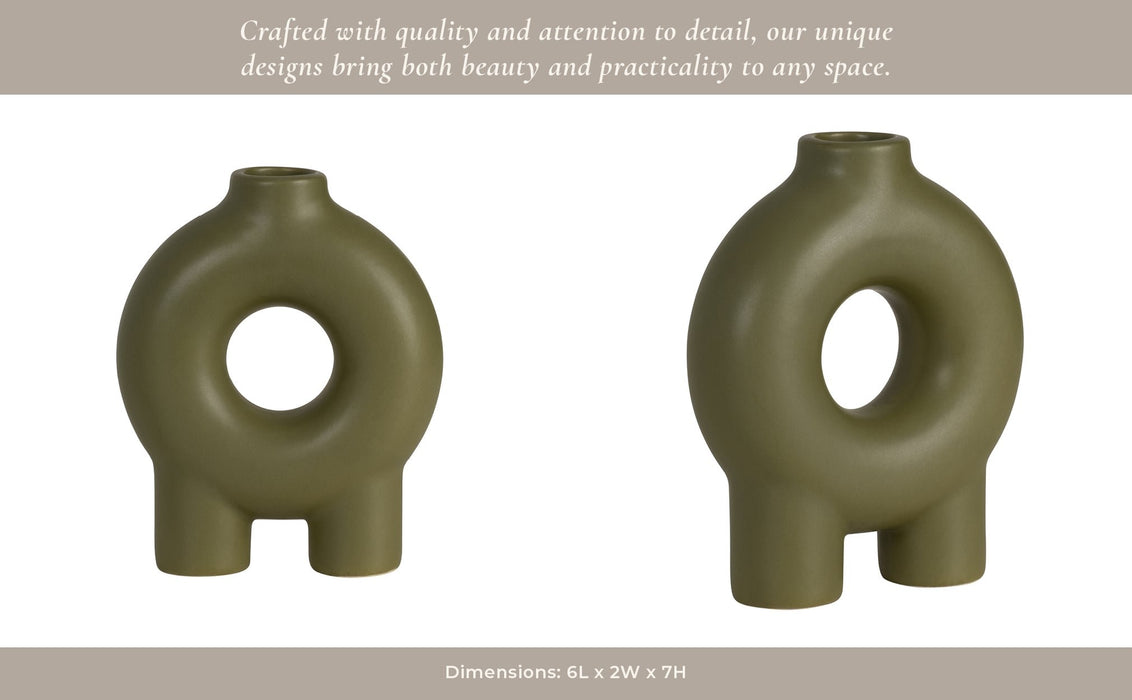 cer-7-donut-footed-vase-olive-10