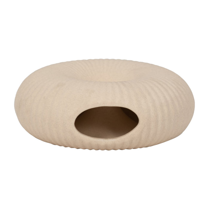 cer-7-donut-hole-vase-cotton-6