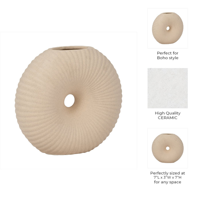 cer-7-donut-hole-vase-cotton-9