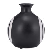 cer-7-h-abstract-vase-black-3