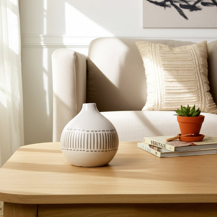 cer-7-h-round-aztec-vase-gray-12