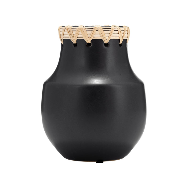 cer-7-h-vase-w-weaving-black-1