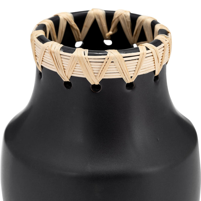 cer-7-h-vase-w-weaving-black-4