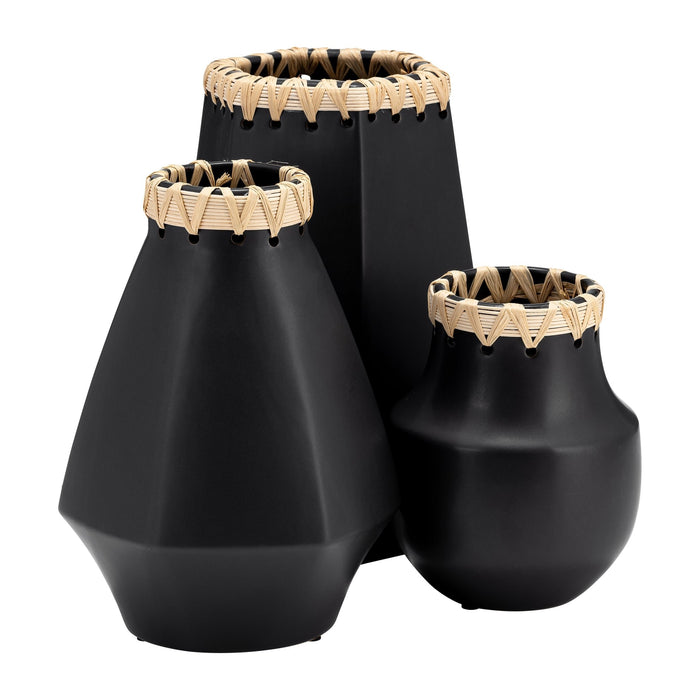 cer-7-h-vase-w-weaving-black-8