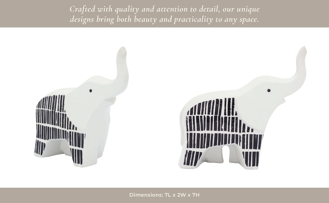 cer-7-l-elephant-trunk-up-black-white-9