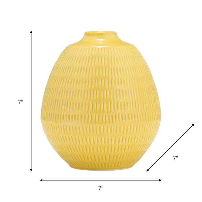 cer-7-stripe-oval-vase-yellow-9
