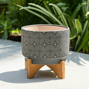 cer-7-swirl-planter-on-stand-gray-12