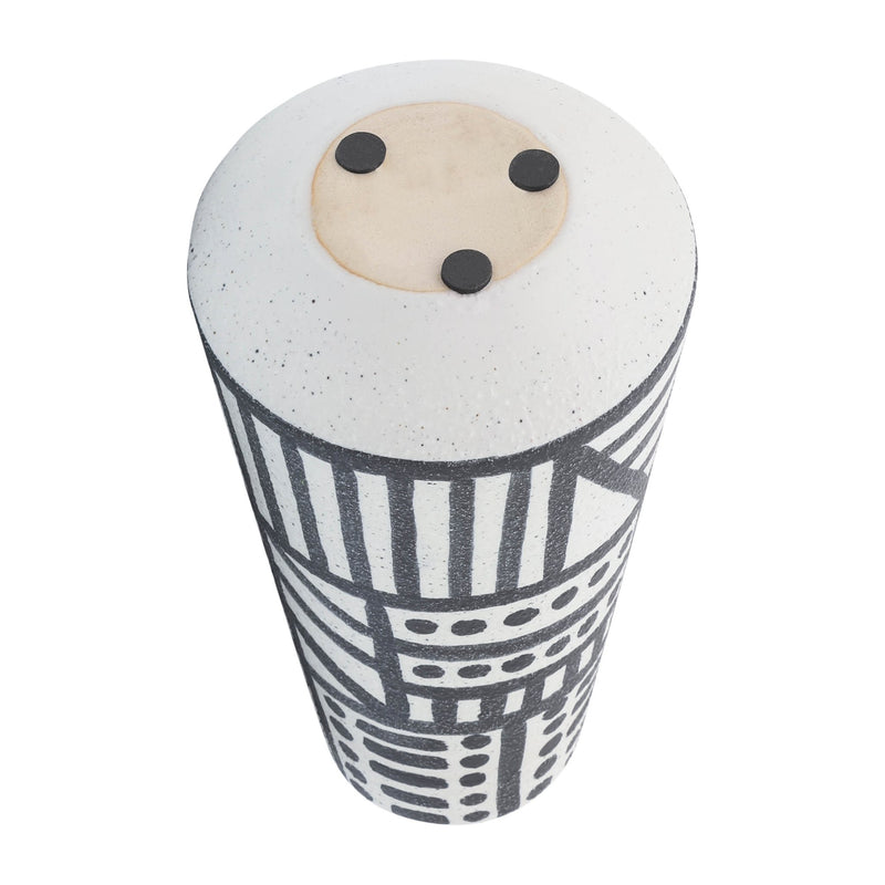 cer-8-eclectic-vase-black-white-5