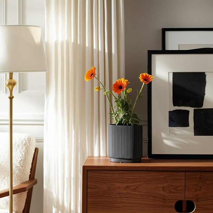 cer-8-h-ridged-vase-black-11