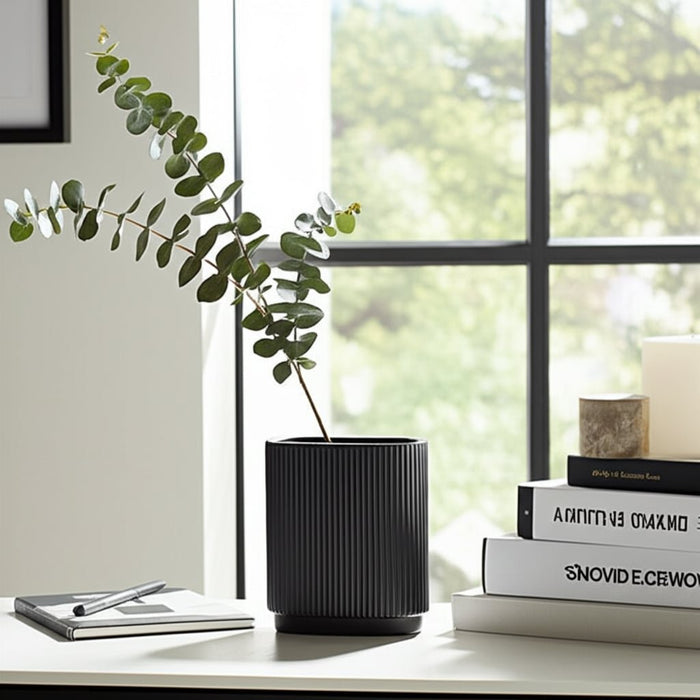 cer-8-h-ridged-vase-black-12