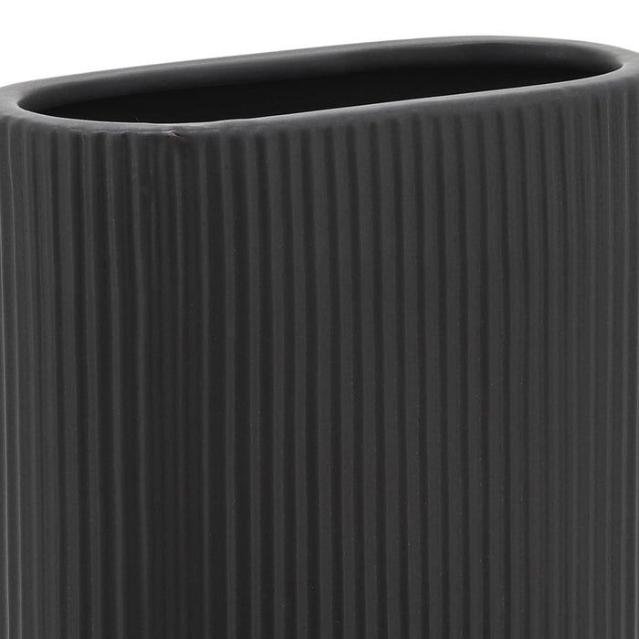 cer-8-h-ridged-vase-black-7