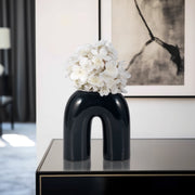 cer-8-horseshoe-vase-navy-blue-10