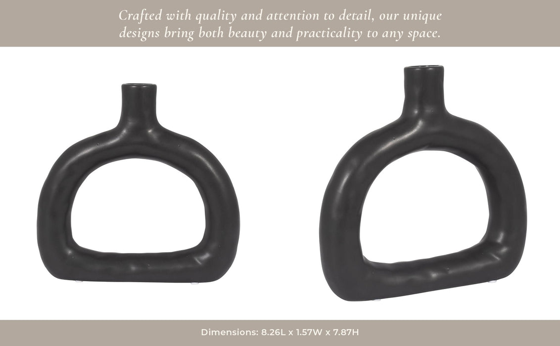 cer-8-textured-wide-cut-out-vase-black-11