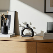cer-8-textured-wide-cut-out-vase-black-9