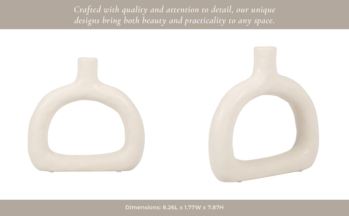 cer-8-textured-wide-cut-out-vase-cotton-11