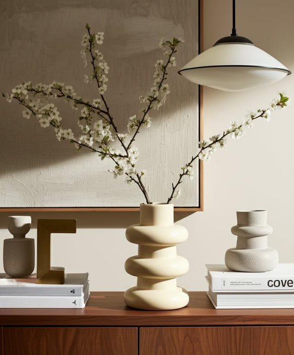 cer-8-three-ribbed-vase-cotton-12