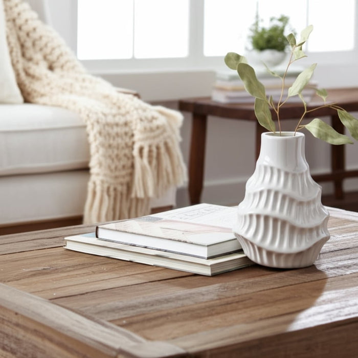 cer-8-wavy-vase-white-12