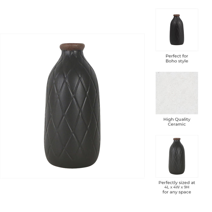 cer-9-plaid-textured-vase-black-10