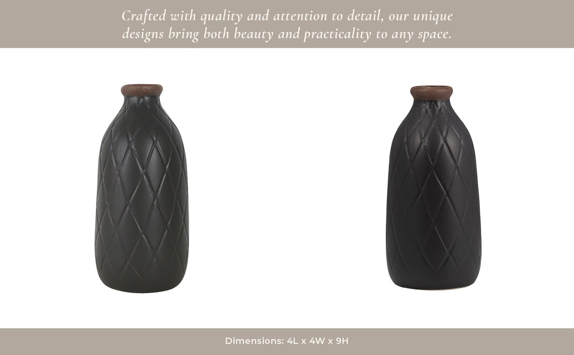 cer-9-plaid-textured-vase-black-15