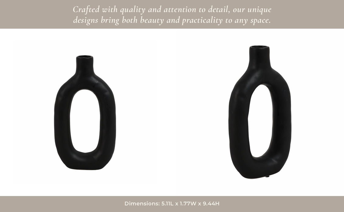 cer-9-textured-cut-out-vase-black-15