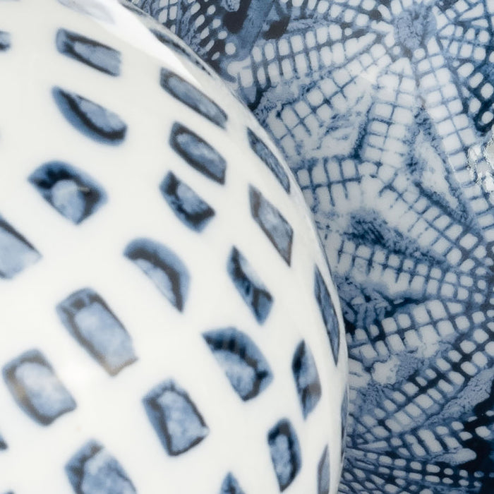 cer-boxed-4-3-a-painted-orbs-blue-white-4