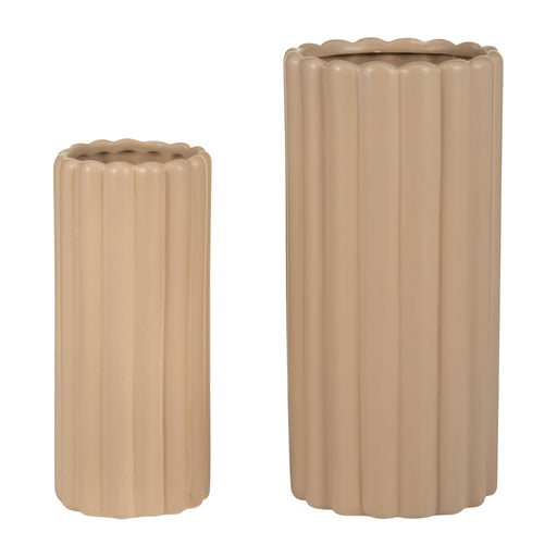 cer-s-2-10-13-h-ribbed-vases-irish-cream-1