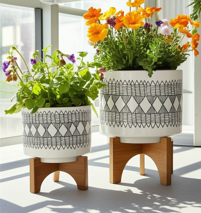 cer-s-2-5-8-aztec-planter-on-wooden-stand-gray-11
